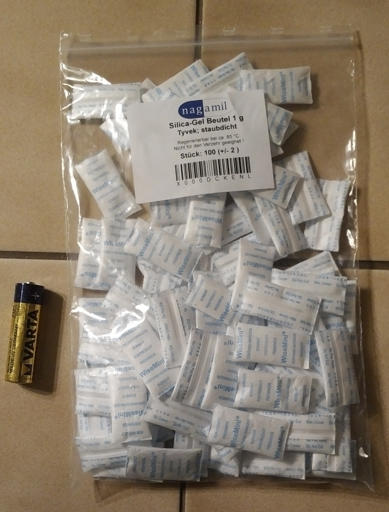 Silical gel dessicant